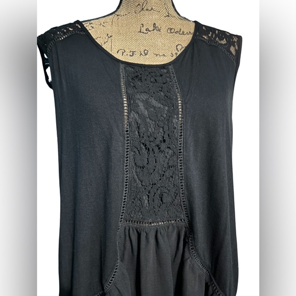 MAURICES Black Lace Tank Top Size XXL - Picture 3 of 5